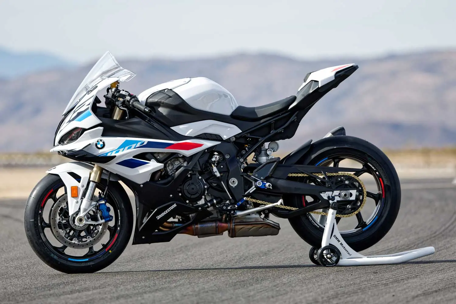 Adjustable-Ergonomics BMW S1000RR: One of the Best Racing Bike