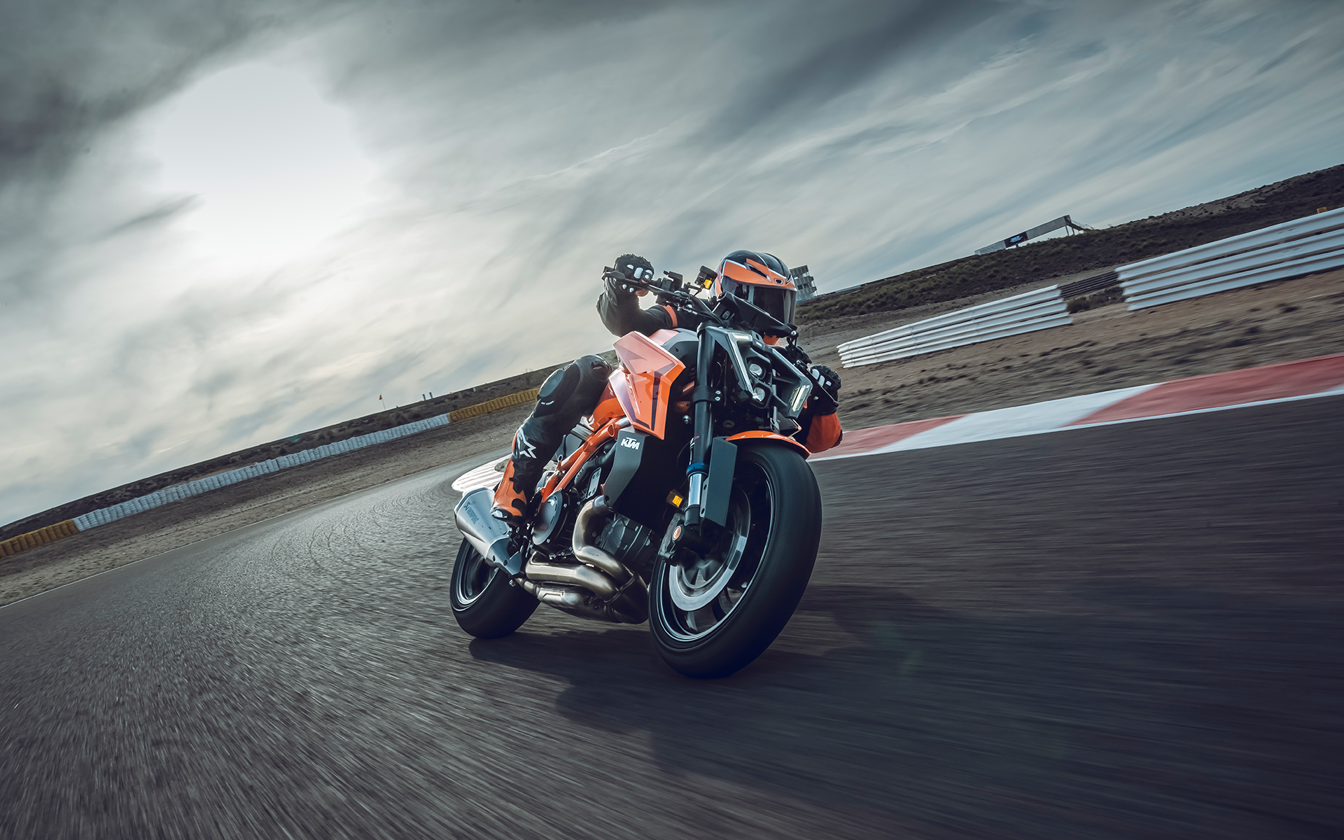 KTM-1390-SUPER-DUKE-R-EVO Top 26 racing best-fastest bikes in the world