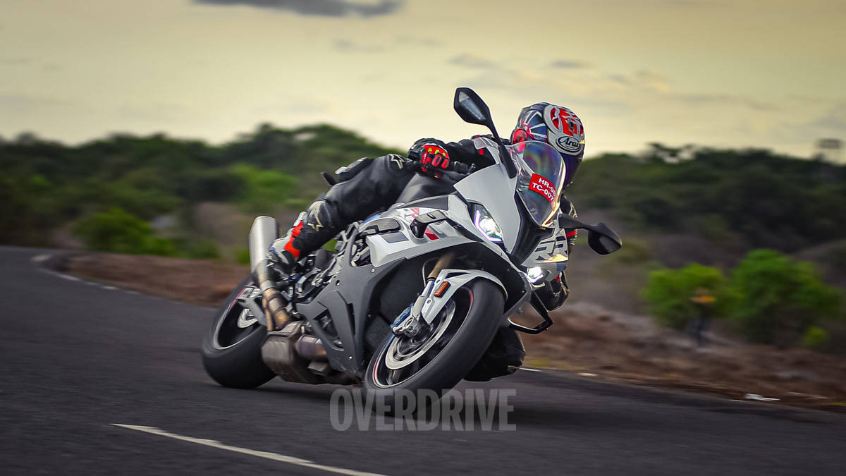 Suspension-and-handling BMW S1000RR: One of the Best Racing Bike